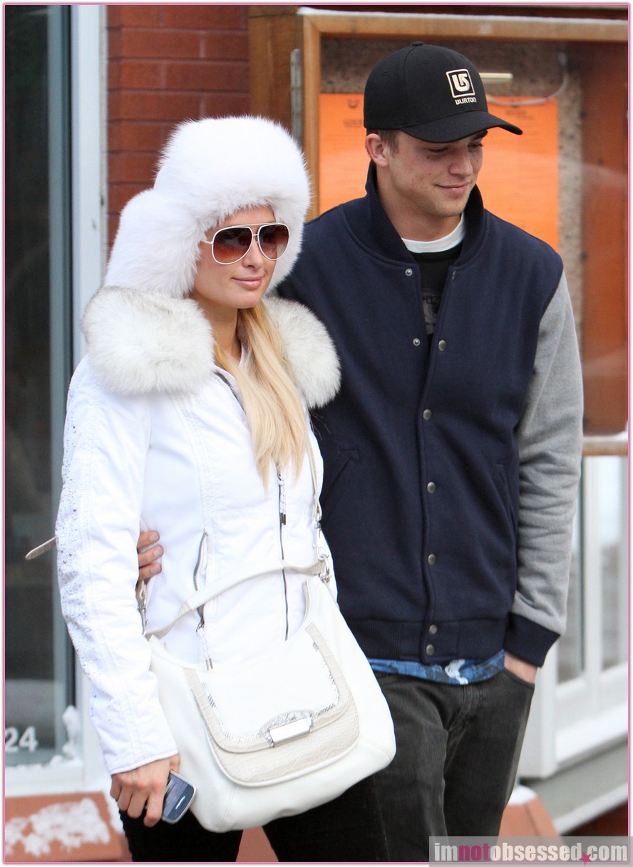 Paris Hilton and River Viiperi Look Cute in Aspen