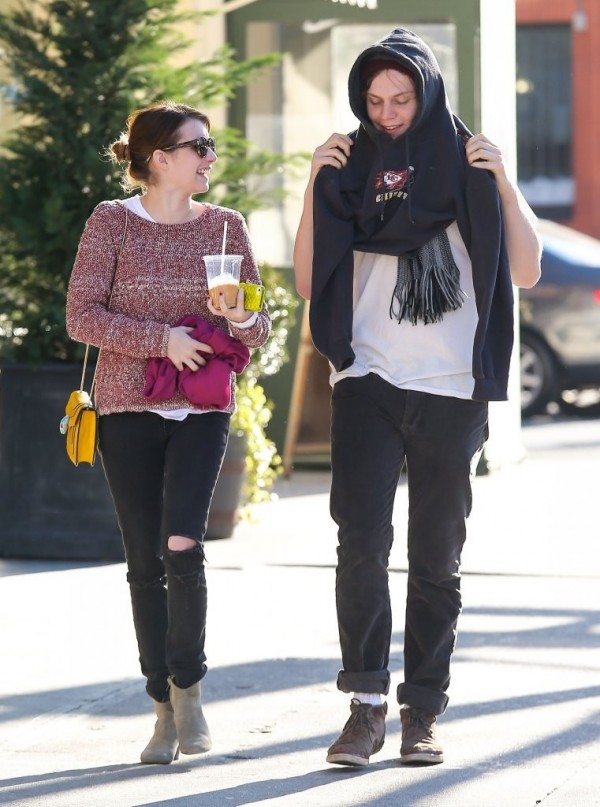 emma-roberts-rag-bone rock with holes jeans bulgari serpenti bag isabel