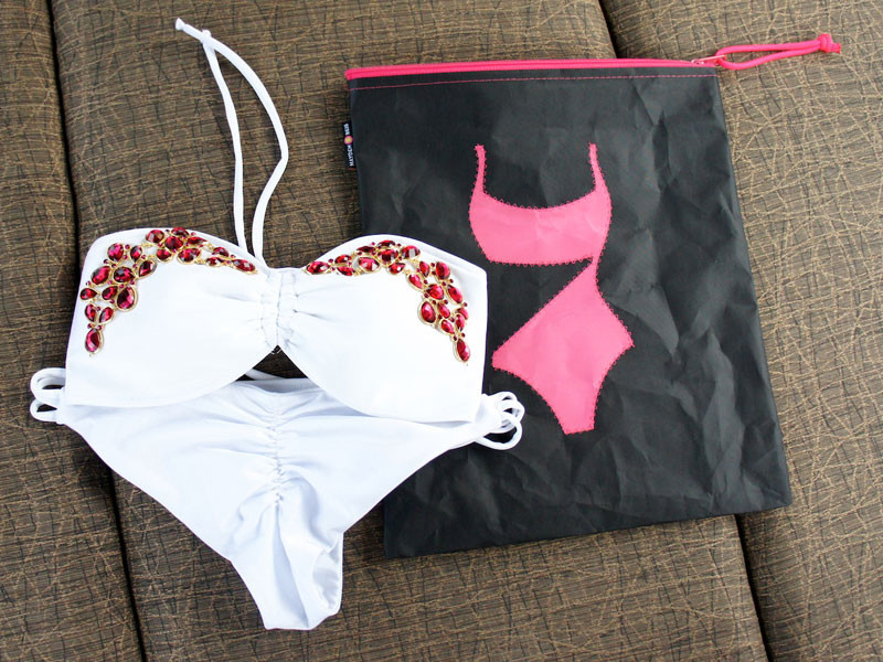 Skinny Bikini x Hayden Reis V-Day Package