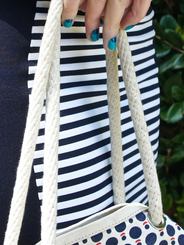 How To: Blue Nail Polish For A Nautical Outfit Or Beach Day