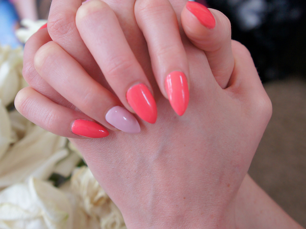 mothers day manicure inspiration - pink claw nails