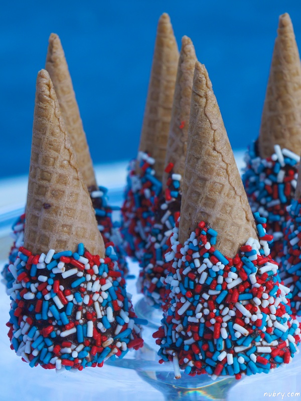 Easy Recipe For July 4th Dessert: Hand-Dipped Ice Cream Cones