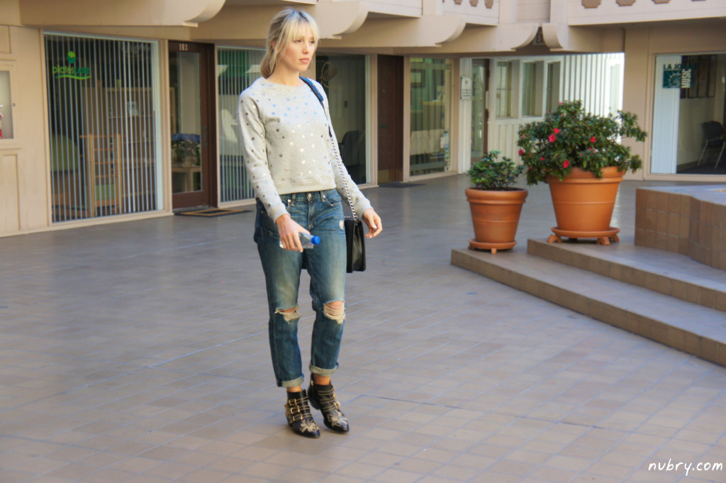 How To Wear Cowboy Boots With Jeans: Our Fav Jeans + Style Tips – Revelle