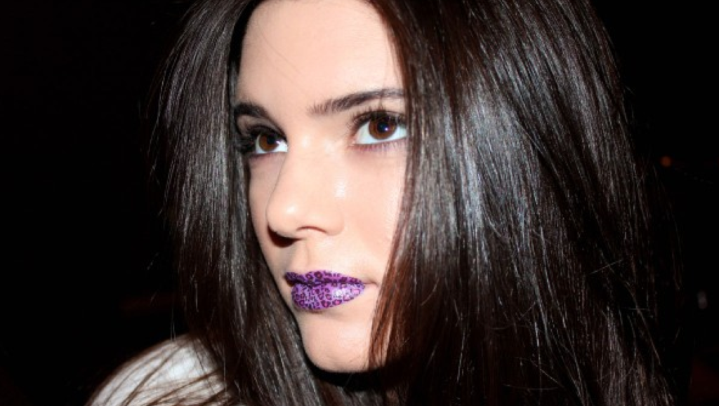 kendall jenner purple cheetah violent lips - winter 2014 beauty trend - purple lips