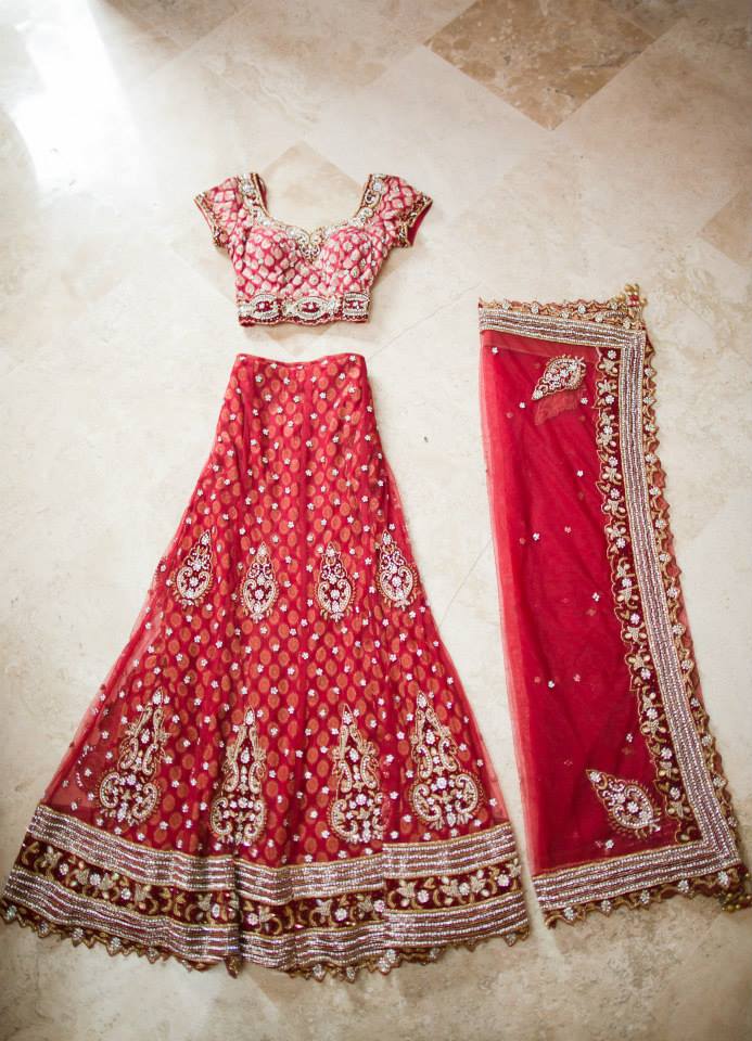 Indian WEdding Dress Sari - wedding tips for culture wedding