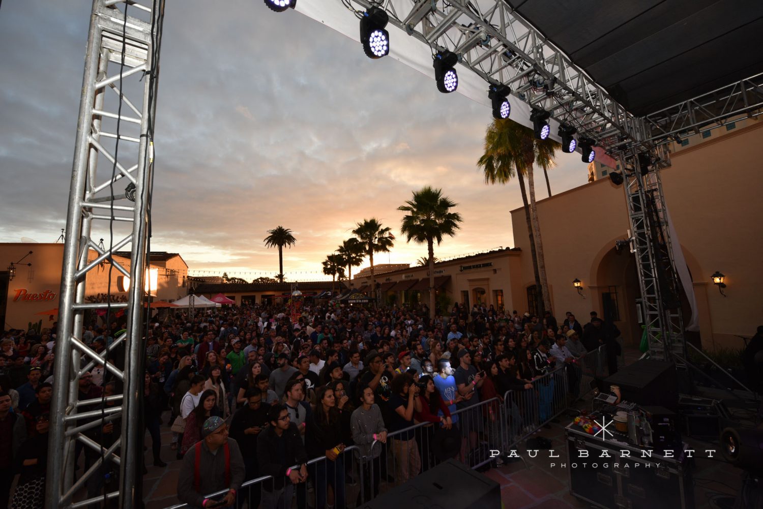 Cincoteca 2016 Puesto Cinco de Mayo party The Headquarters san diego