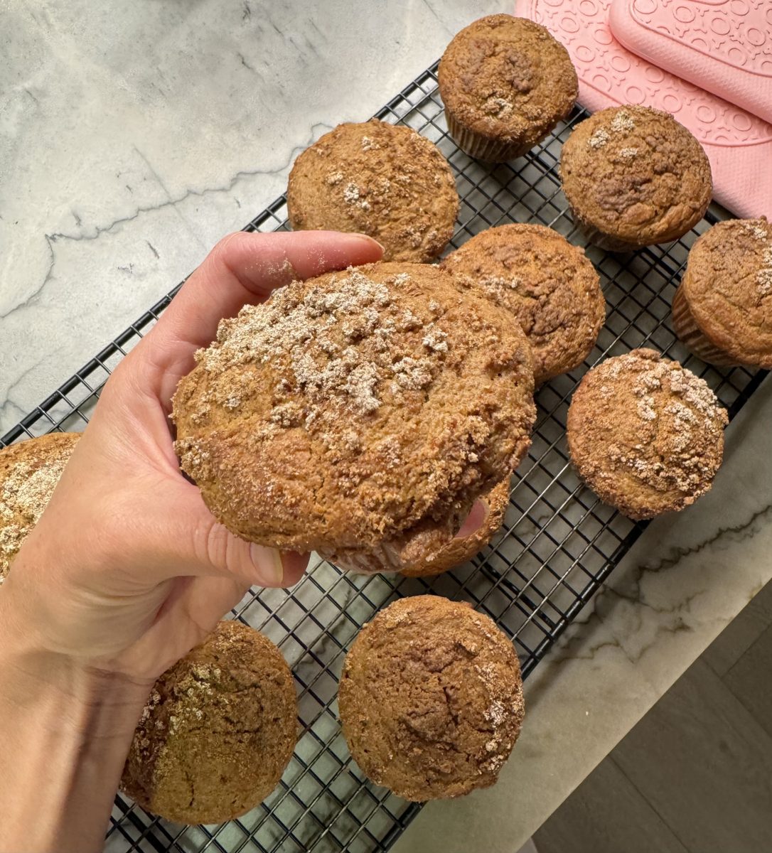 sourdough discard muffins - cinnamon streusel muffins with einkorn