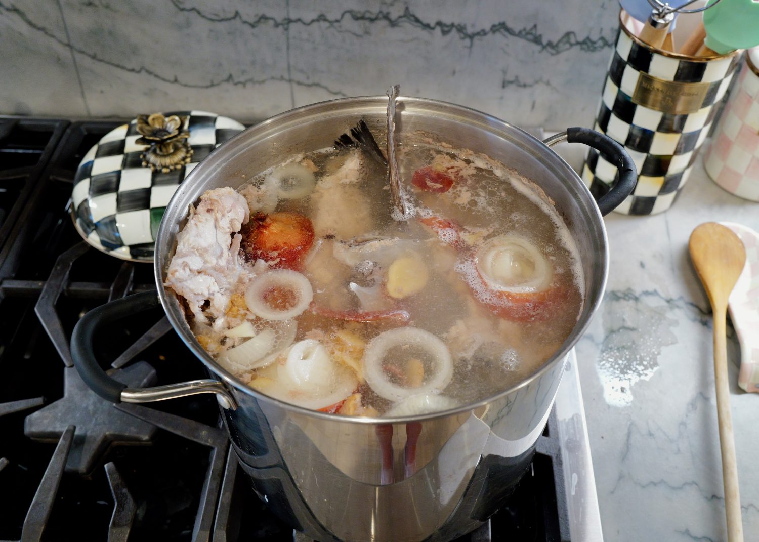 how to make fish broth