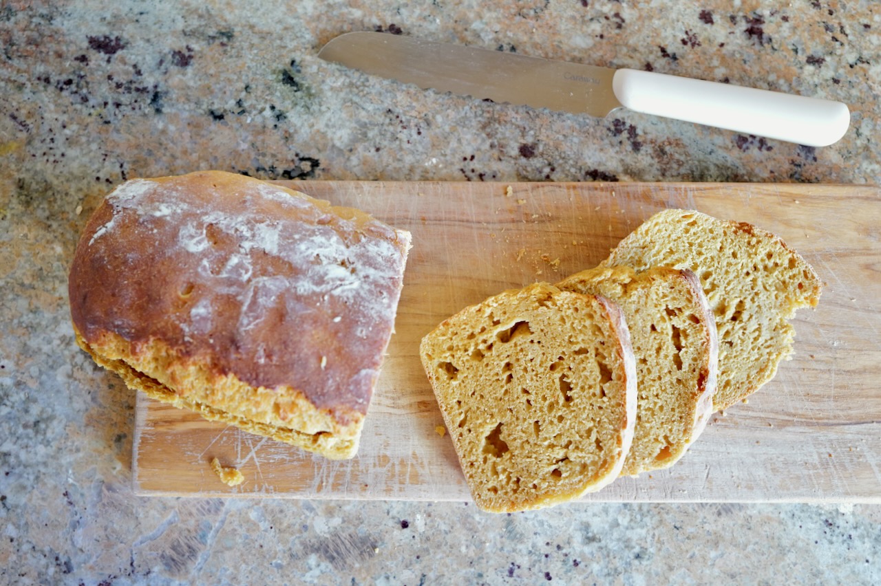Einkorn Sourdough Sandwich Bread - fluffy - Gretchy Recipes