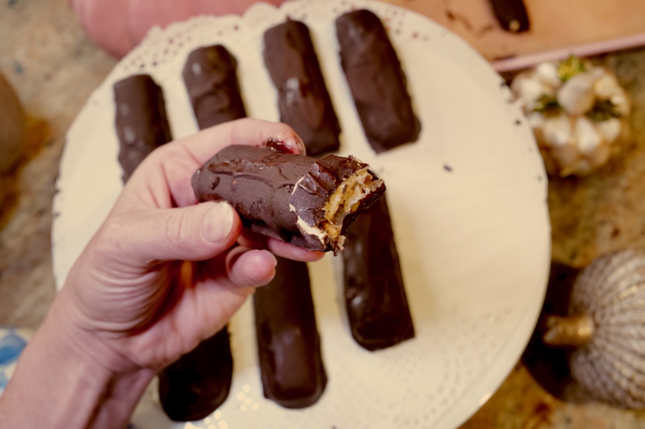 homemade snickers bar recipe